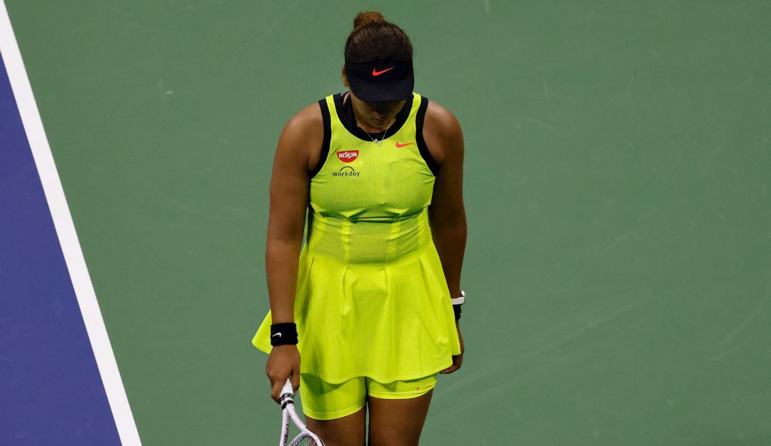 Naomi Osaka se dejó ver claramente afectada tras su derrota en la tercera ronda del US Open. Naomi Osaka se dejó ver claramente afectada tras su derrota en la tercera ronda del US Open.
