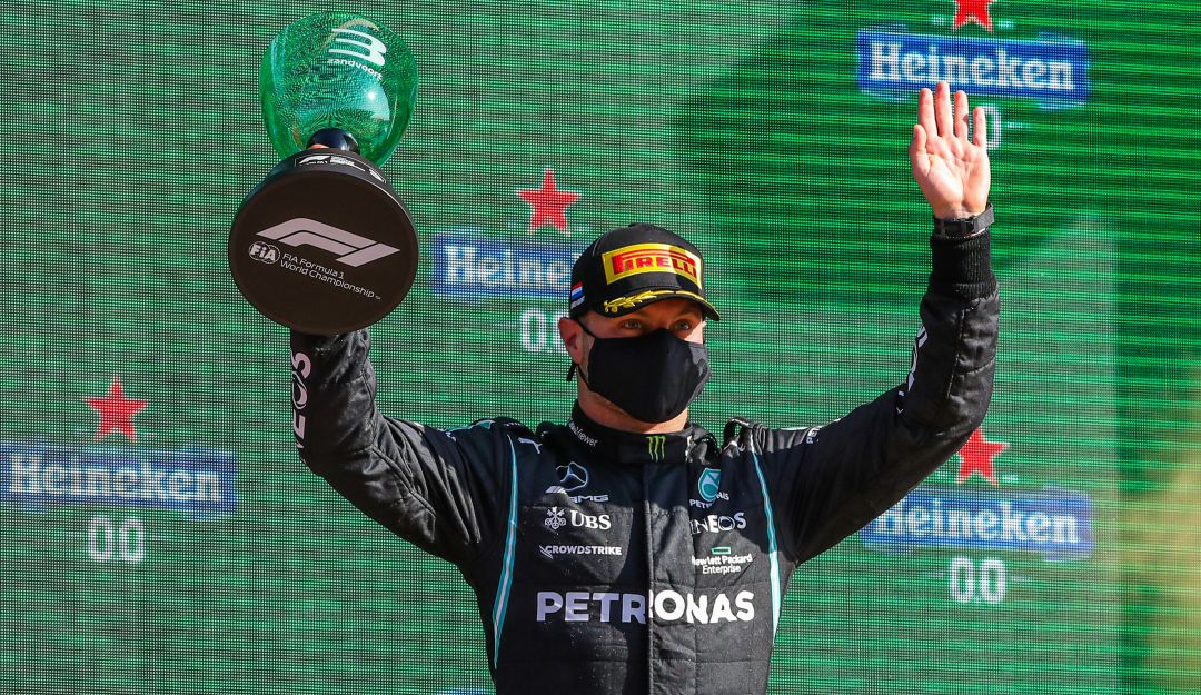 El finlandés celebra uno de sus Gran Premios ganados en Mercedes. El finlandés celebra uno de sus Gran Premios ganados en Mercedes.