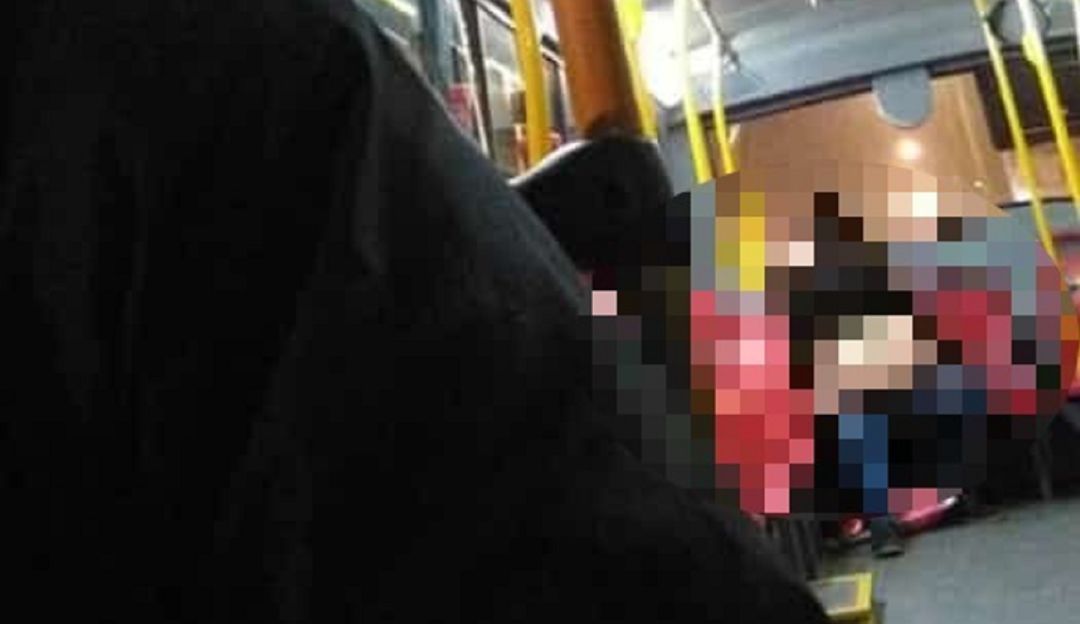 Denuncian pareja teniendo sexo en un bus del SITP Denuncian pareja teniendo sexo en un bus del SITP