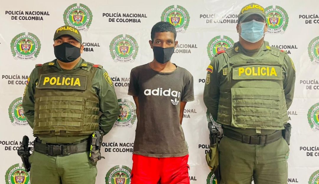 La detención se dio en plena vía pública por miembros de la Sijín tras una orden de captura proferida por el Juzgado 18 Penal de Cartagena La detención se dio en plena vía pública por miembros de la Sijín tras una orden de captura proferida por el Juzgado 18 Penal de Cartagena