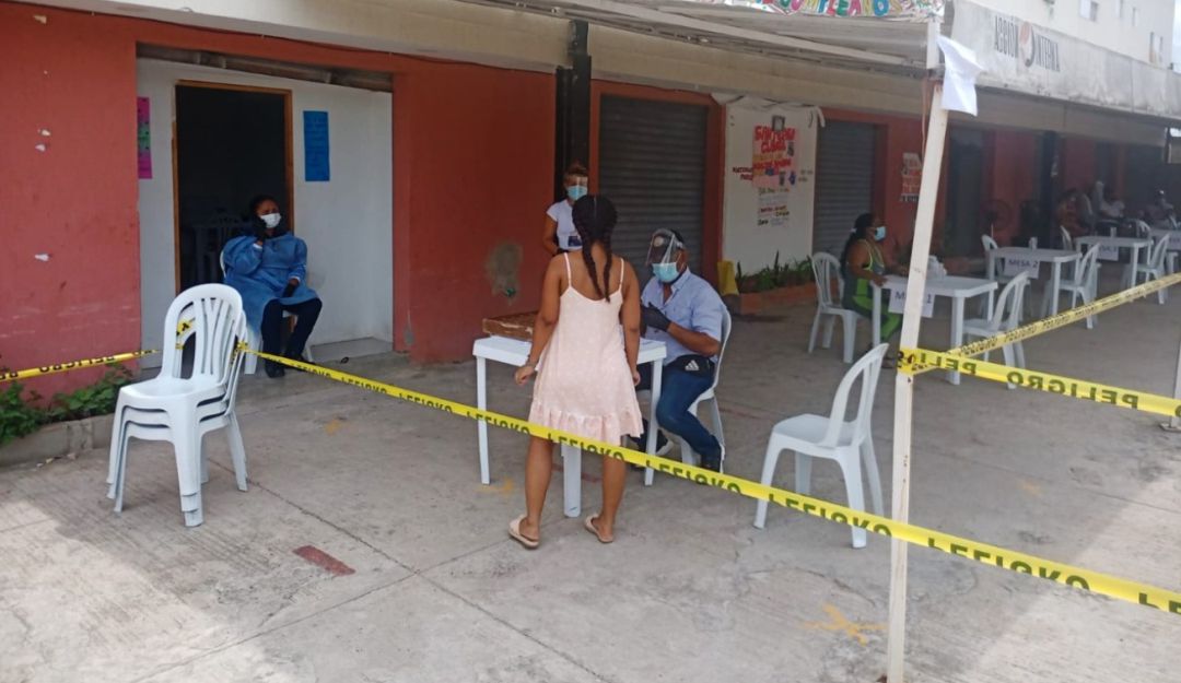 Se inició un piloto al interior del establecimiento, con la recepción de los visitantes Se inició un piloto al interior del establecimiento, con la recepción de los visitantes
