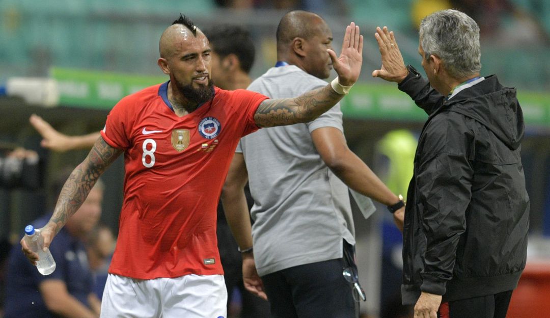 Arturo Vidal y Reinaldo Rueda en la Copa América 2019 Arturo Vidal y Reinaldo Rueda en la Copa América 2019
