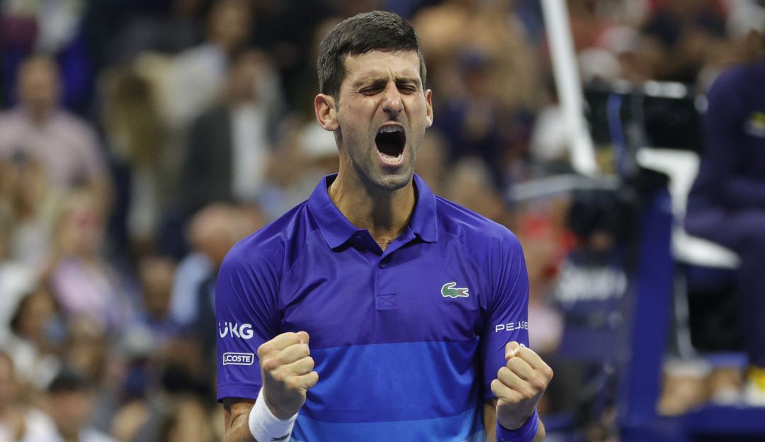 Novak Djokovic festeja su clasificación a la final del US Open. Novak Djokovic festeja su clasificación a la final del US Open.