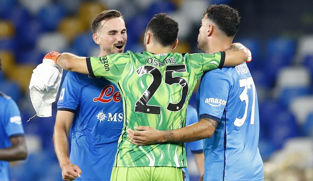 David Ospina festeja el triunfo junto a sus compañeros. David Ospina festeja el triunfo junto a sus compañeros.