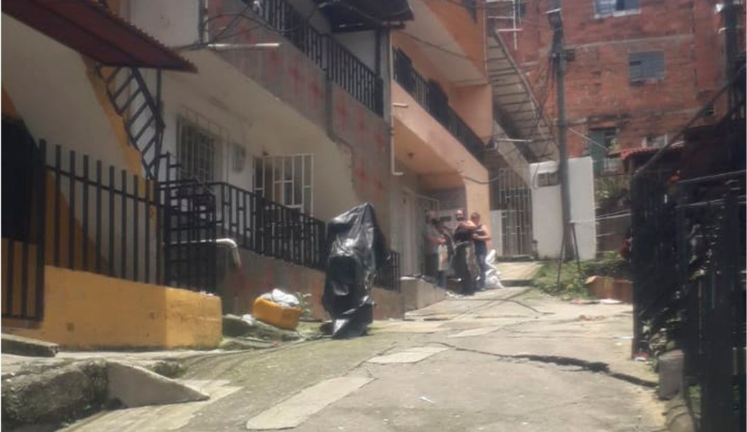 Personería de Medellín cuestiona atención de damnificados en el Popular en Medellín Personería de Medellín cuestiona atención de damnificados en el Popular en Medellín