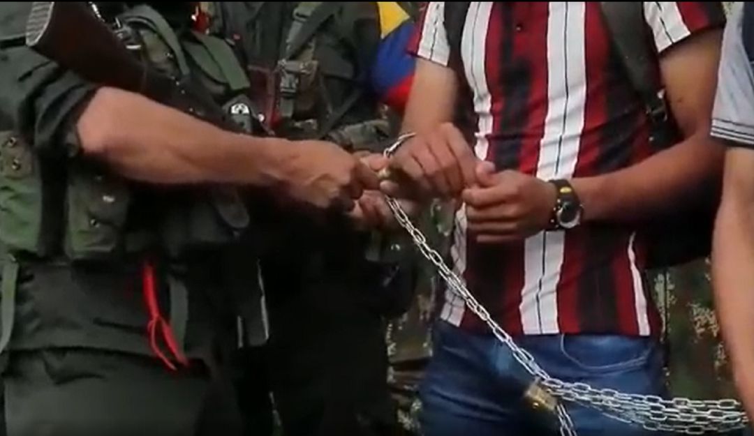 Los dos hombres fueron recibidos por el Comité Internacional de la Cruz Roja y luego se reencontraron con sus familiares Los dos hombres fueron recibidos por el Comité Internacional de la Cruz Roja y luego se reencontraron con sus familiares
