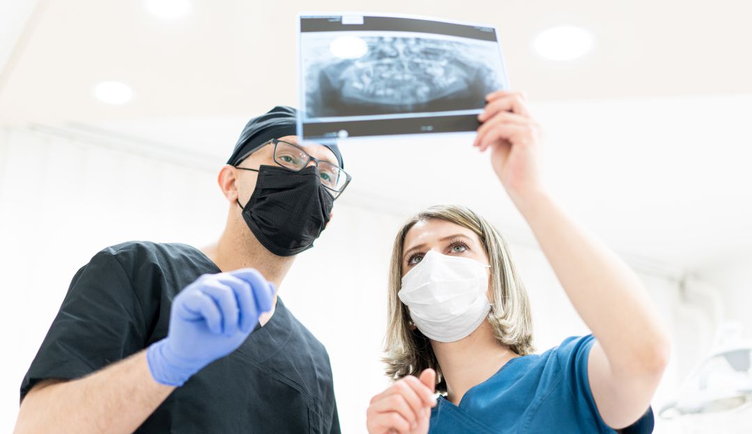 Analizando síntomas de un ataque cerebrovascular Analizando síntomas de un ataque cerebrovascular