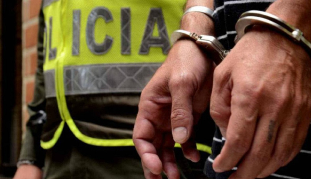 Capturan a 6 delincuentes que atacaban en masa en motos Capturan a 6 delincuentes que atacaban en masa en motos
