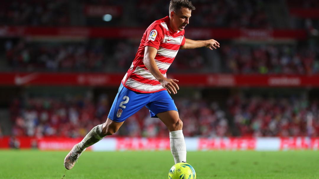 ¿Cómo le fue? Arias volvió a jugar un partido completo tras casi un año