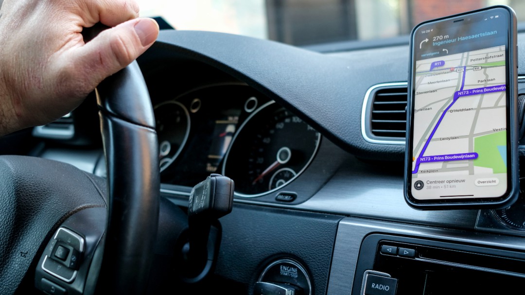 ¿Waze funciona para alertar a otras personas por presencia de ladrones?