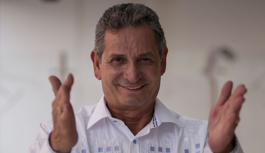 Darío Gómez, cantante colombiano de música popular Darío Gómez, cantante colombiano de música popular