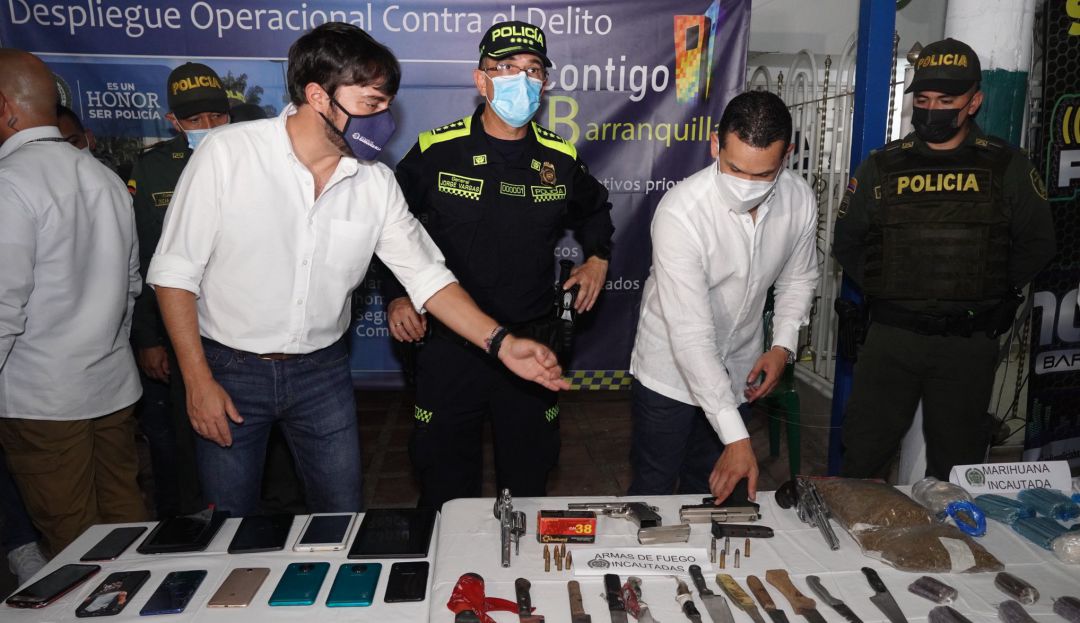alcalde de Barranquilla, Jaime Pumarejo; director de la Policía Nacional, Jorge Luis Vargas y el ministro del Interior, Daniel Palacios alcalde de Barranquilla, Jaime Pumarejo; director de la Policía Nacional, Jorge Luis Vargas y el ministro del Interior, Daniel Palacios