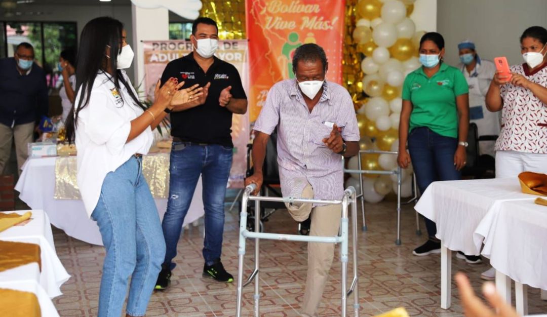 Un equipo especializado de la Secretaría de la Mujer, se desplazó hasta Morales, sur del departamento Un equipo especializado de la Secretaría de la Mujer, se desplazó hasta Morales, sur del departamento