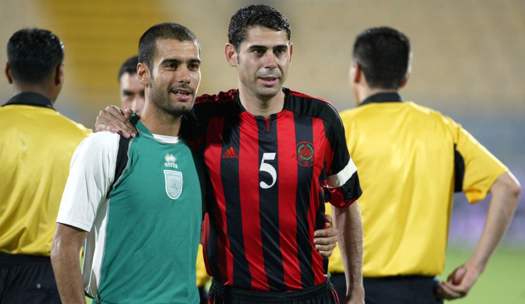 Pep Guardiola del Al-Ahli con Fernando Hierro del Al-Rayyan en 2004 Pep Guardiola del Al-Ahli con Fernando Hierro del Al-Rayyan en 2004
