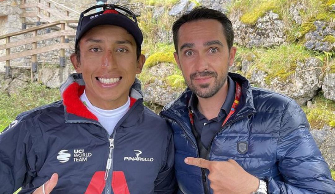 Alberto Contador y Egan Bernal comparten durante la pasada Vuelta a España. Alberto Contador y Egan Bernal comparten durante la pasada Vuelta a España.