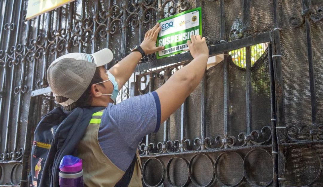 Las obras están ubicadas en la Calle del Porvenir, Calle La Cochera del Hobo y otra contigua a la Torre del Reloj Las obras están ubicadas en la Calle del Porvenir, Calle La Cochera del Hobo y otra contigua a la Torre del Reloj
