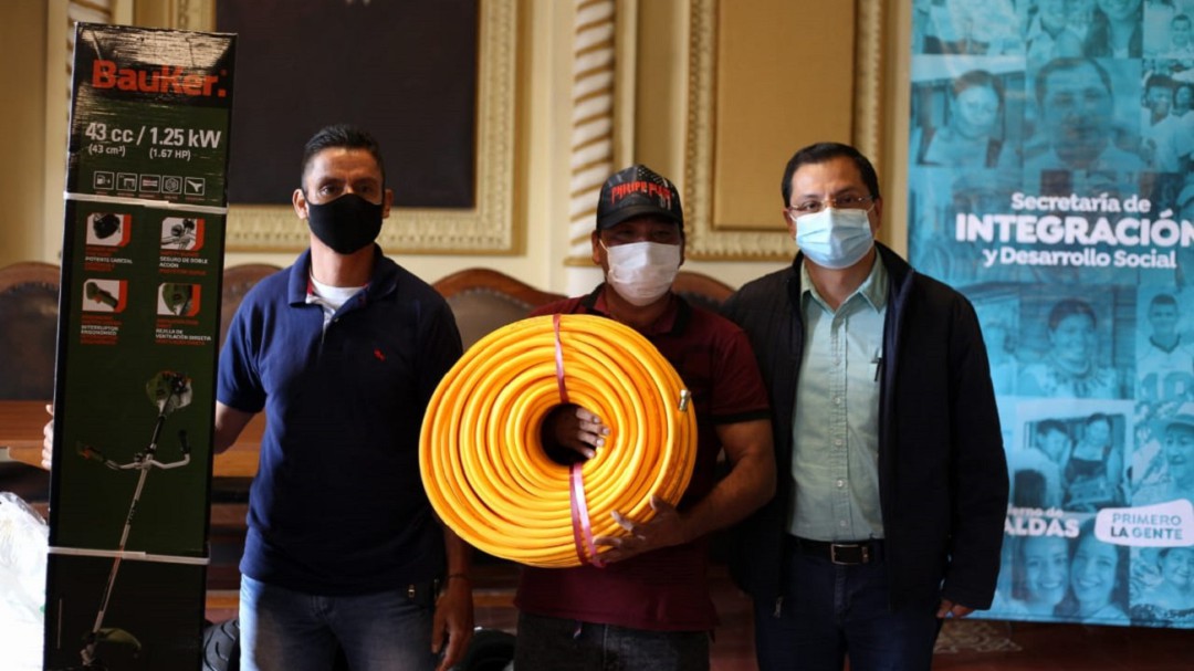 Entregaron elementos productivos para población excombatiente de Caldas