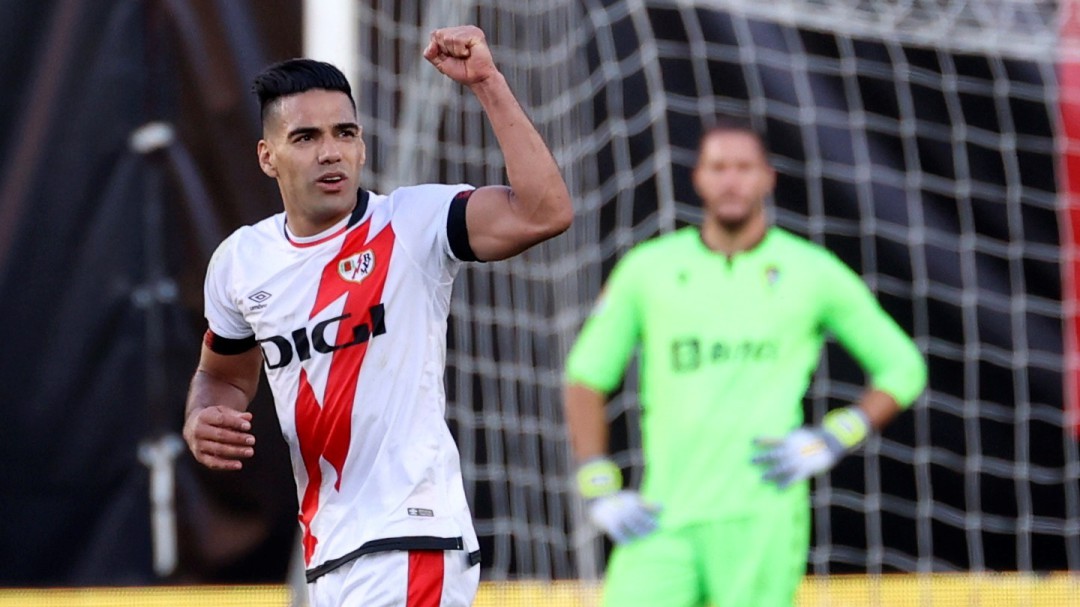 Falcao llegó a 300 goles en clubes y acecha el récord de Aristizábal