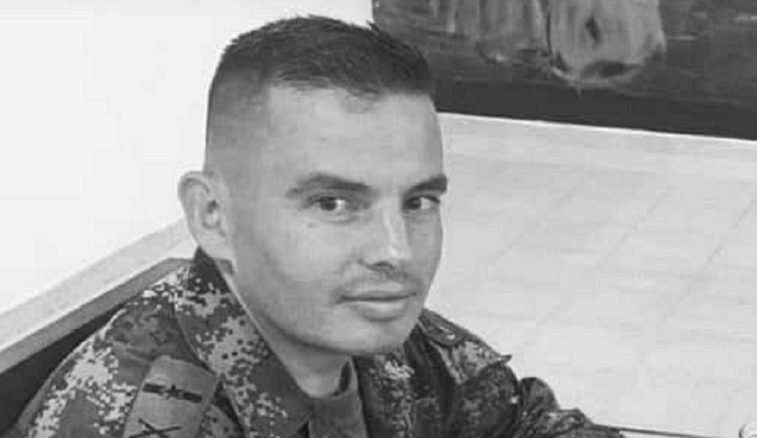 Asesinan al mayor del Ejército Fulver Norley Ayala Zuluaga Asesinan al mayor del Ejército Fulver Norley Ayala Zuluaga