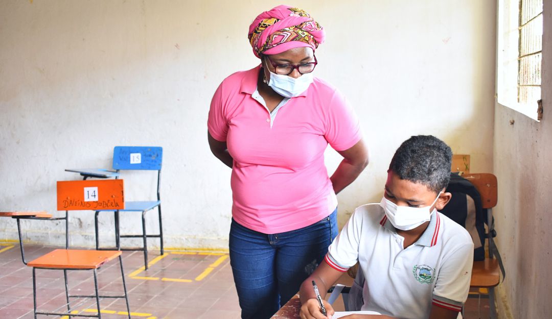 Poco a poco la Institución Etnoeducativa Técnica de Desarrollo Rural retorna a la normalidad académica con los protocolos de bioseguridad Poco a poco la Institución Etnoeducativa Técnica de Desarrollo Rural retorna a la normalidad académica con los protocolos de bioseguridad