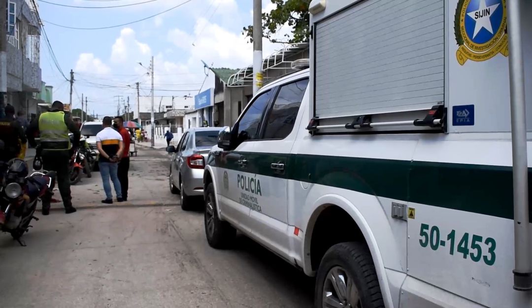 Policía herido con arma de fuego y tres hombres capturados en Cartagena Policía herido con arma de fuego y tres hombres capturados en Cartagena