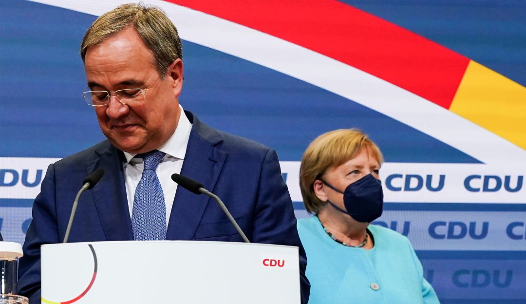 Armin Laschet y Angela Merkel Armin Laschet y Angela Merkel