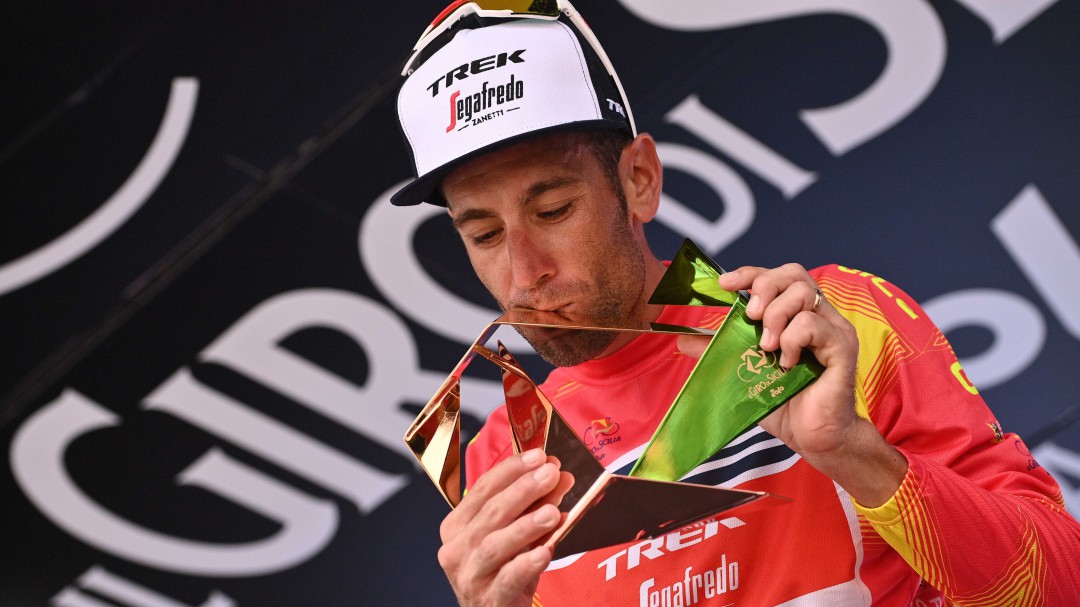 Profeta en su tierra, las lágrimas de Nibali tras ganar el Giro de Sicilia