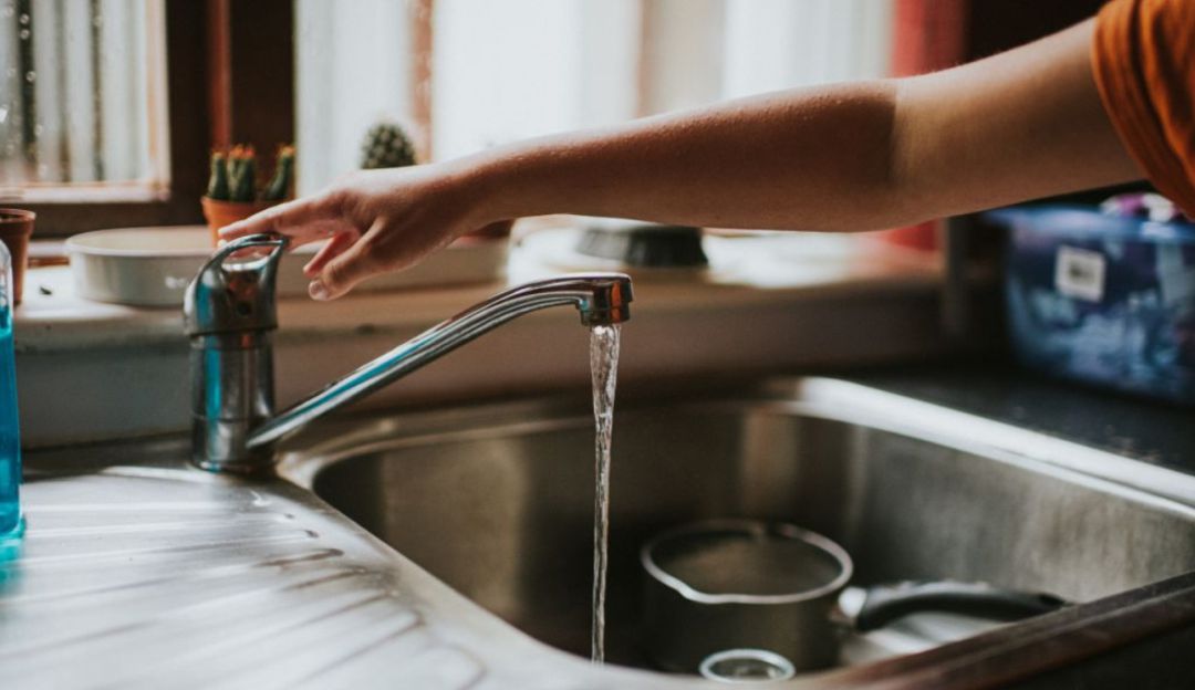 Más de 21 mil suscriptores sin agua por daño en tubería Más de 21 mil suscriptores sin agua por daño en tubería