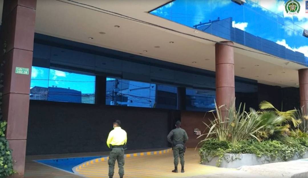 La Fiscalía decomisó con fines de extinción de dominio bienes asociados al 'Clan del Golfo' y 'La Oficina', avaluados en más de $250 mil millones La Fiscalía decomisó con fines de extinción de dominio bienes asociados al 'Clan del Golfo' y 'La Oficina', avaluados en más de $250 mil millones