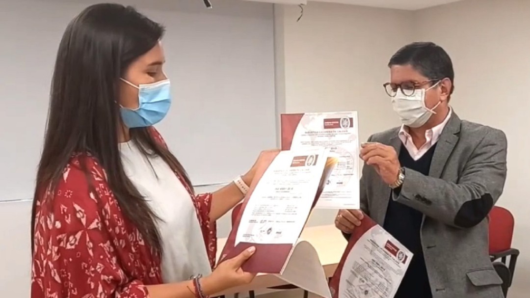 Licorera de Caldas recibe recertificación por gestión de la calidad