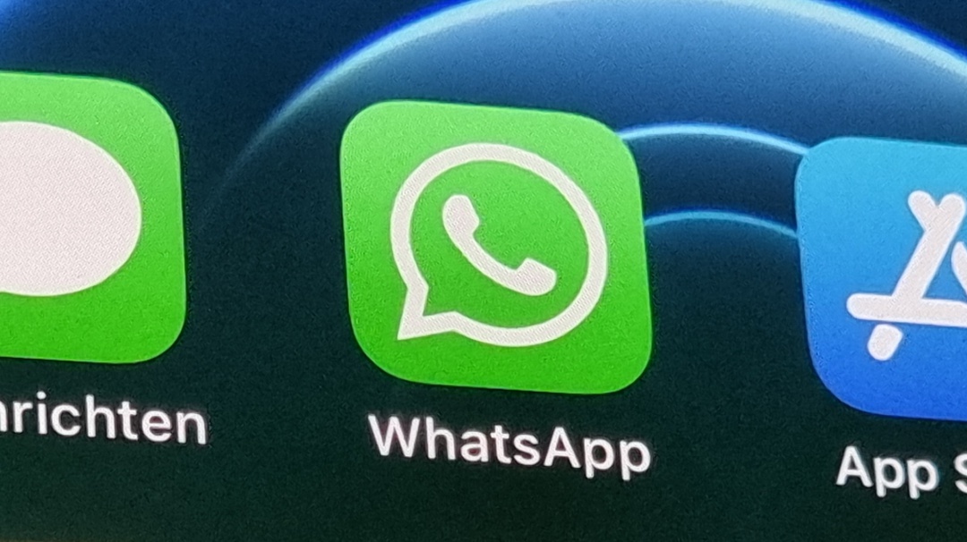 Facebook, Instagram y WhatsApp vuelven a funcionar con intermitencia