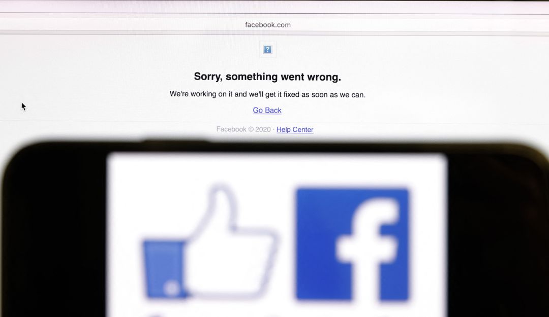 Acción de Facebook cierra con fuerte baja de 4,89% Acción de Facebook cierra con fuerte baja de 4,89%