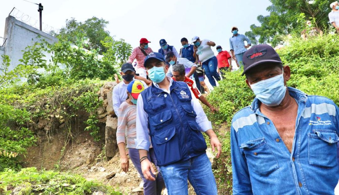 500 viviendas del barrio El Prado presentan graves afectaciones con filtraciones de agua, aberturas en placas y daños en infraestructura de servicios 500 viviendas del barrio El Prado presentan graves afectaciones con filtraciones de agua, aberturas en placas y daños en infraestructura de servicios