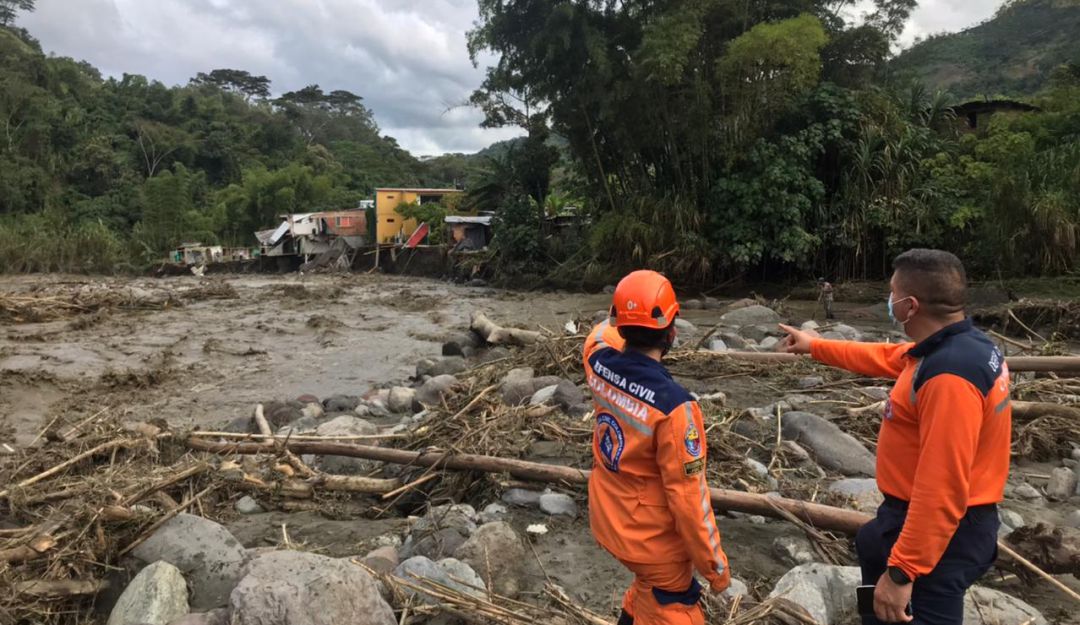 Cuenca del río Combeima en Ibagué Cuenca del río Combeima en Ibagué