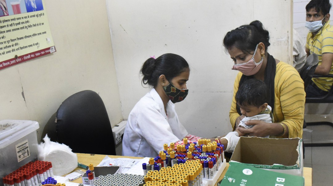 OMS recomienda el uso de la primera vacuna contra la malaria en el mundo