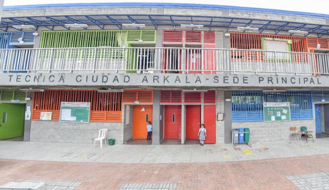 Institución educativa pública de Ibagué Institución educativa pública de Ibagué