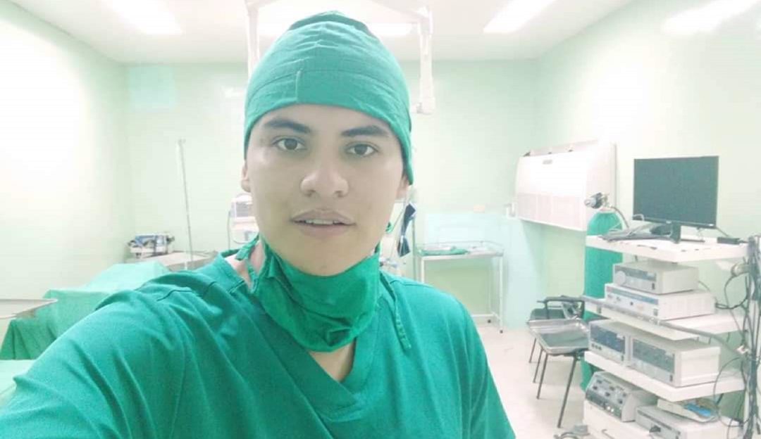 Leonel Martínez nunca recibió la convalidación de sus estudios de medicina que realizó en Cuba, según sus familiares. Leonel Martínez nunca recibió la convalidación de sus estudios de medicina que realizó en Cuba, según sus familiares.