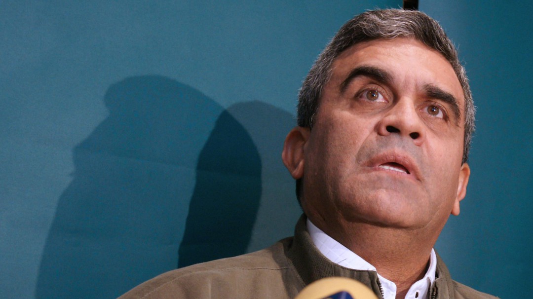Familia de Raúl Baduel denuncia que no murió por COVID-19