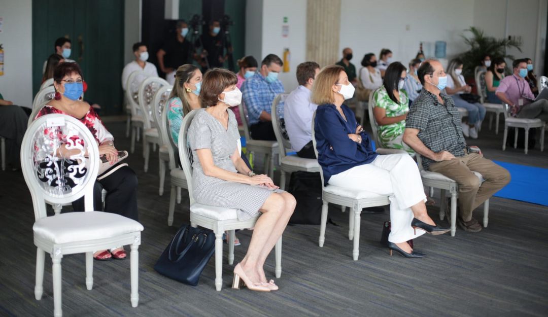 Este es un espacio creado para reunir a todas las industrias creativas y culturales Este es un espacio creado para reunir a todas las industrias creativas y culturales