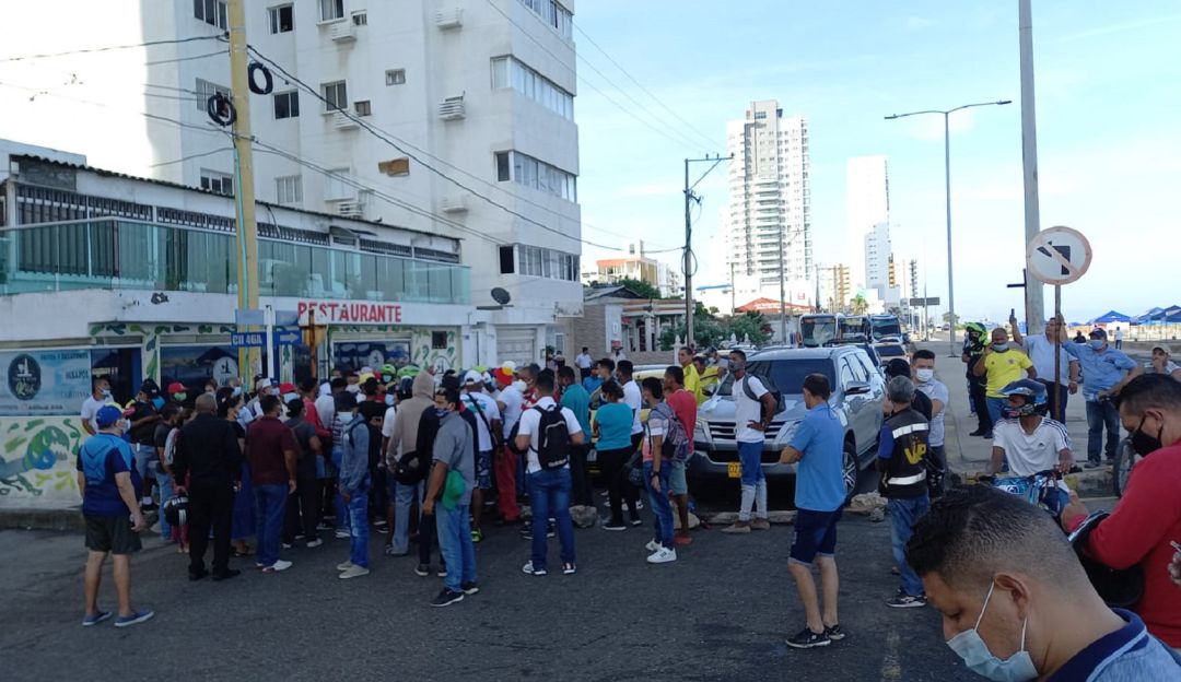 El bloqueo causó afectaciones en la movilidad y en la operación de la ruta T102 de Transcaribe El bloqueo causó afectaciones en la movilidad y en la operación de la ruta T102 de Transcaribe