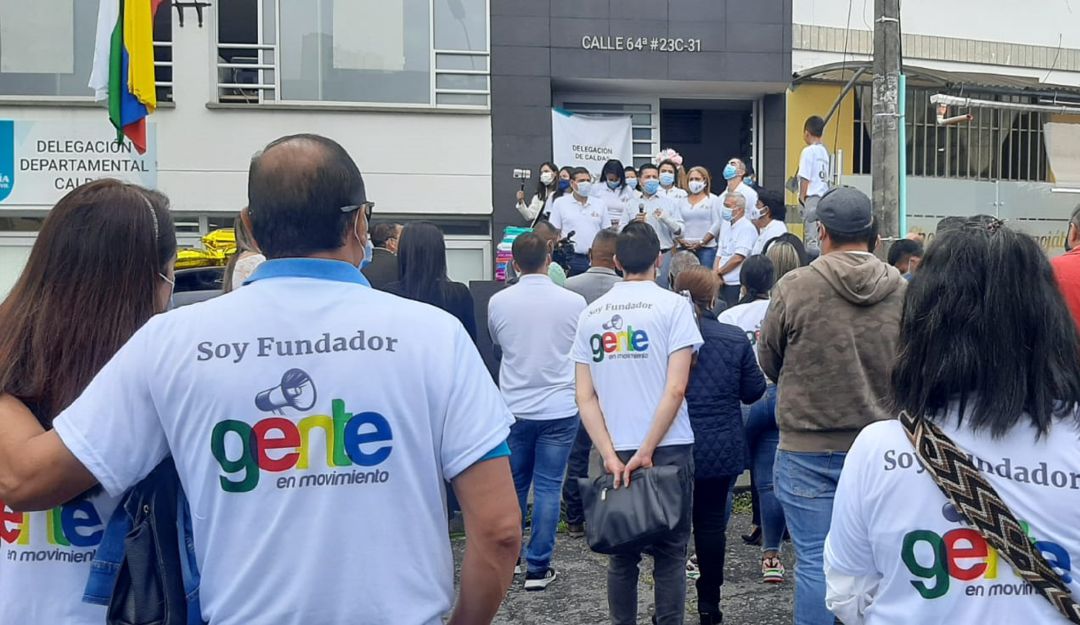 Inscripción de firmas de Gente en Movimiento Inscripción de firmas de Gente en Movimiento