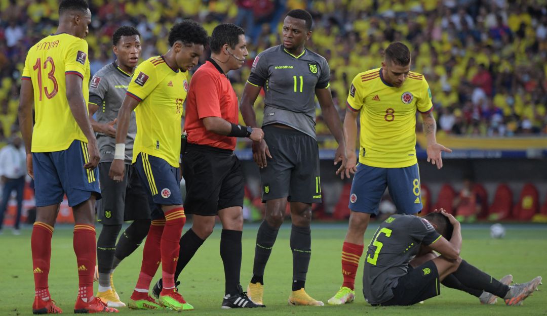 Diego Haro, árbitro Colombia vs. Ecuador Diego Haro, árbitro Colombia vs. Ecuador