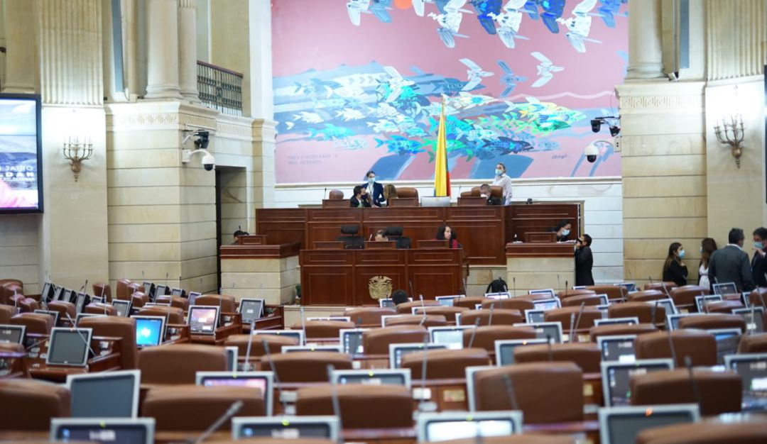 El lunes festivo, la Cámara de Representantes iniciaría la discusión del proyecto que establece el Presupuesto General de la Nación 2022, por más de $350 billones El lunes festivo, la Cámara de Representantes iniciaría la discusión del proyecto que establece el Presupuesto General de la Nación 2022, por más de $350 billones