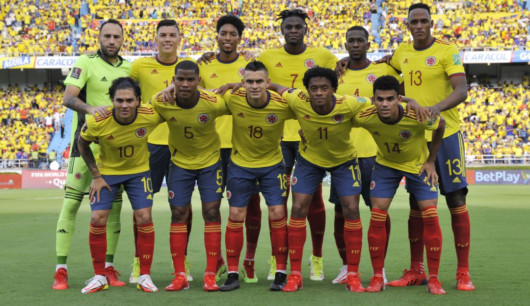 El once inicial de la Selección Colombia frente a Ecuador. El once inicial de la Selección Colombia frente a Ecuador.