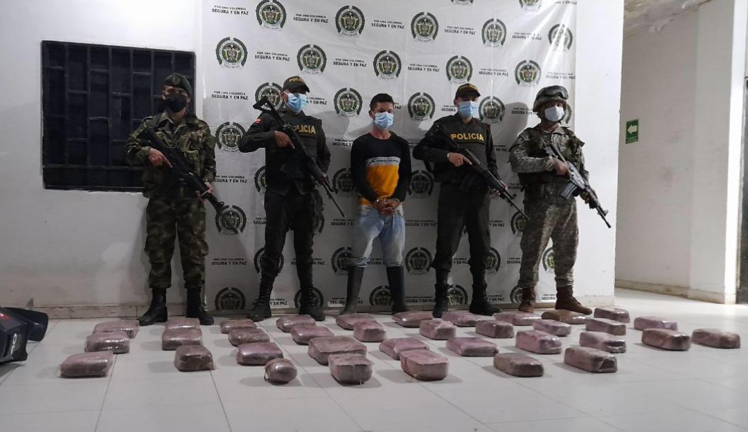 En el operativo una persona fue capturada y quedó a disposición de la Fiscalía En el operativo una persona fue capturada y quedó a disposición de la Fiscalía