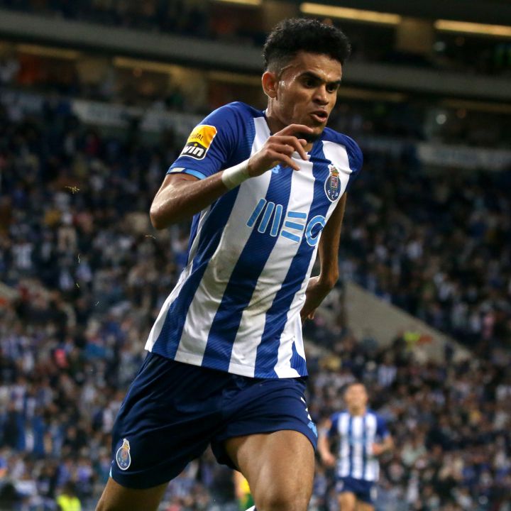 Porto recibe al Milan con grandes elogios de Pioli para Luis Díaz