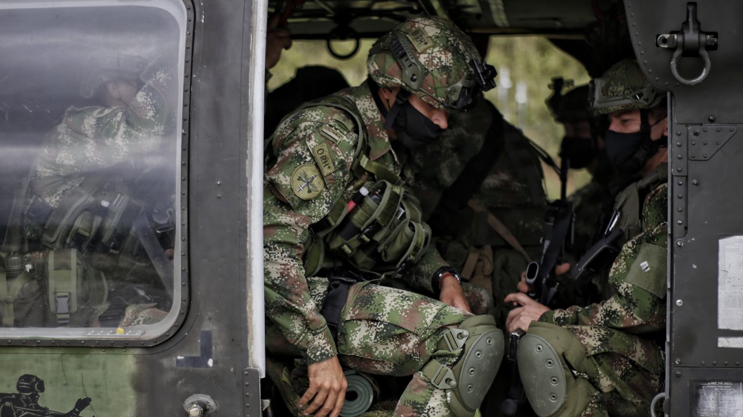 Un soldado muerto y 11 más heridos deja ataque con granada en Guainía