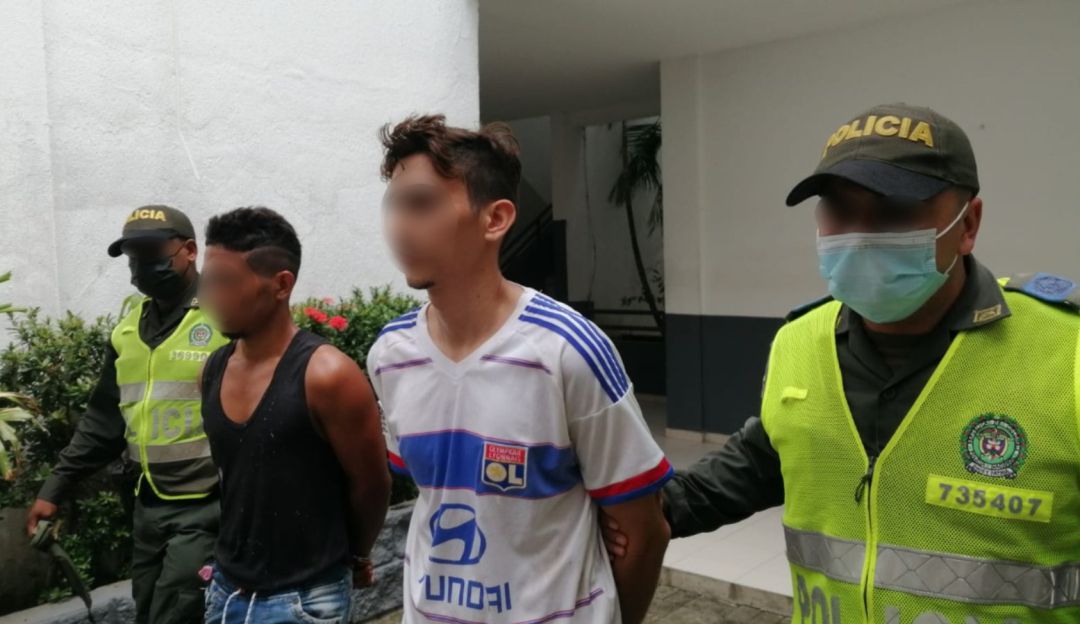 Mediante seguimiento realizado a través de las cámaras de seguridad del Sistema Integrado de Emergencia y Seguridad se logró estas capturas Mediante seguimiento realizado a través de las cámaras de seguridad del Sistema Integrado de Emergencia y Seguridad se logró estas capturas