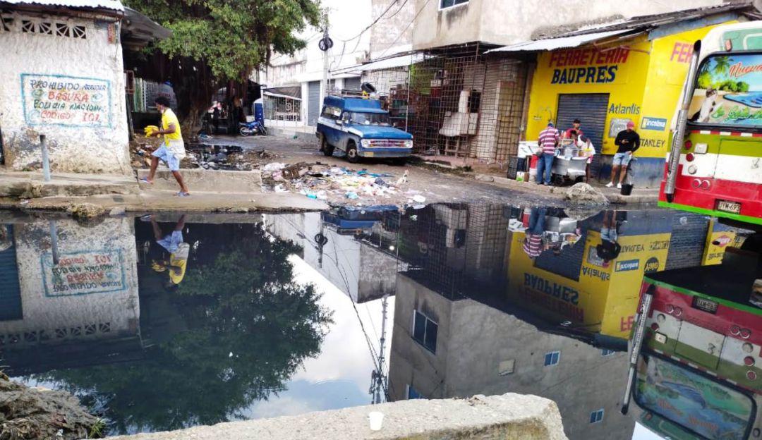 La situación se presenta en el sector de El Plátano, donde ya se han presentado personas con problemas en la piel La situación se presenta en el sector de El Plátano, donde ya se han presentado personas con problemas en la piel