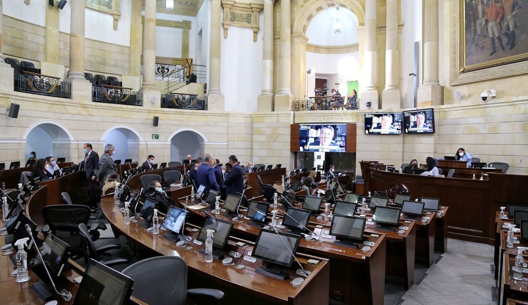 La comisión tiene como próposito ayudar a restablecer las relaciones enytre ambos países La comisión tiene como próposito ayudar a restablecer las relaciones enytre ambos países